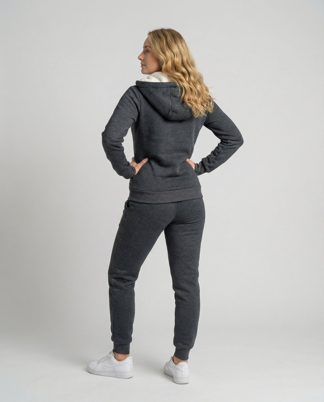 Warmer Sporty Jogging Suit