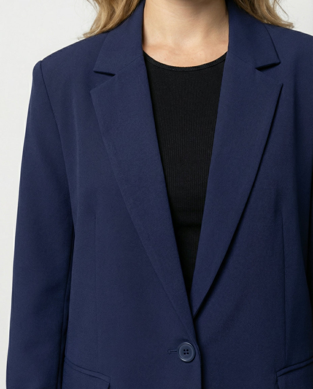 Ladies Modern Suit Set