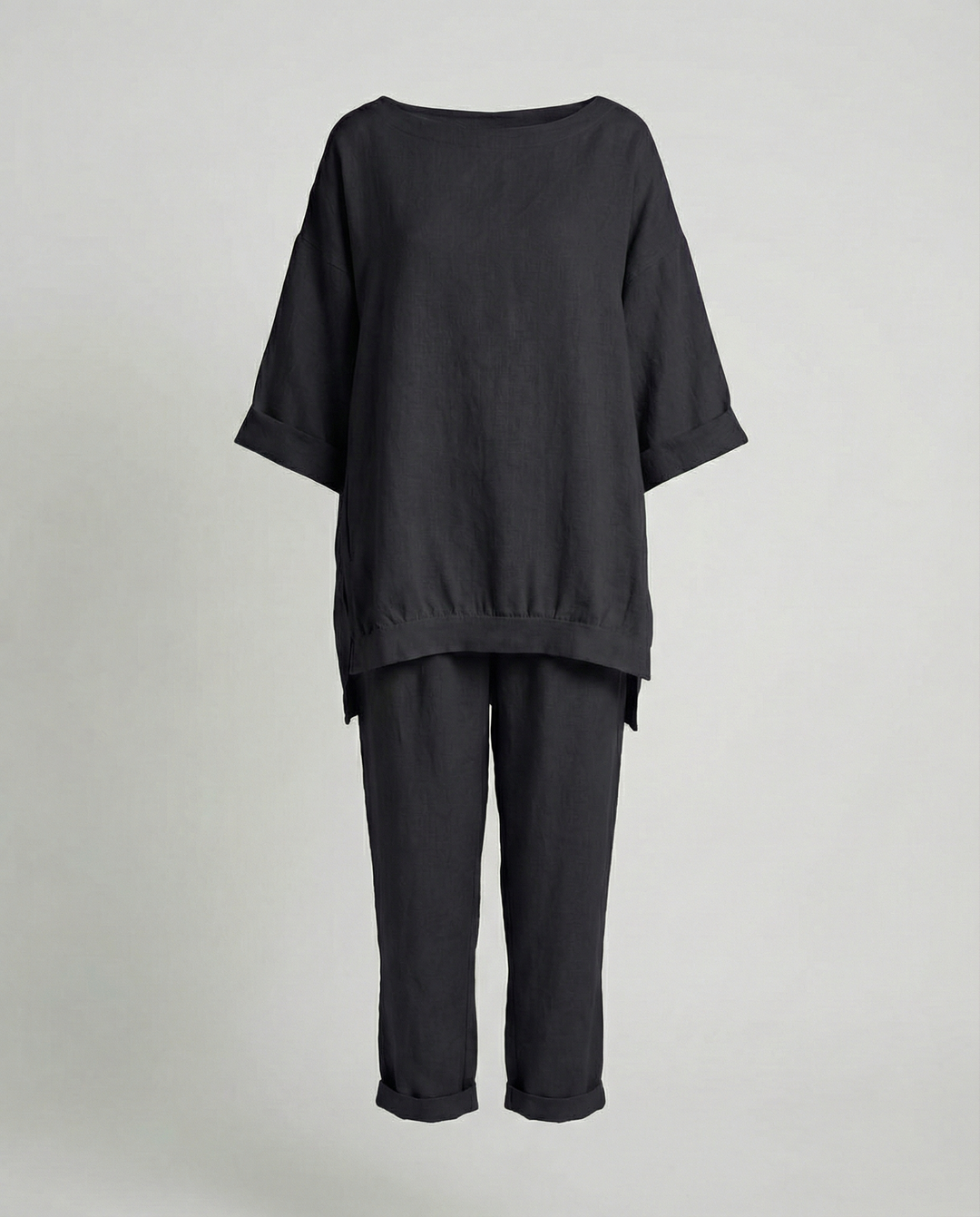 Comfortable women's leisure suit sporty