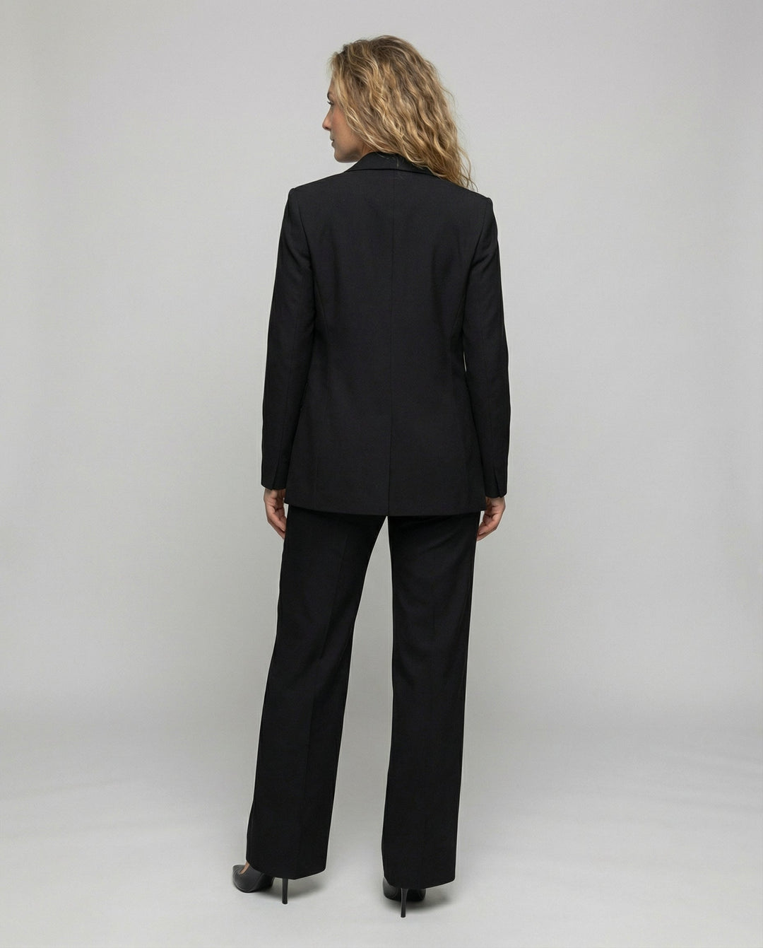 Elegant women's two-piece
